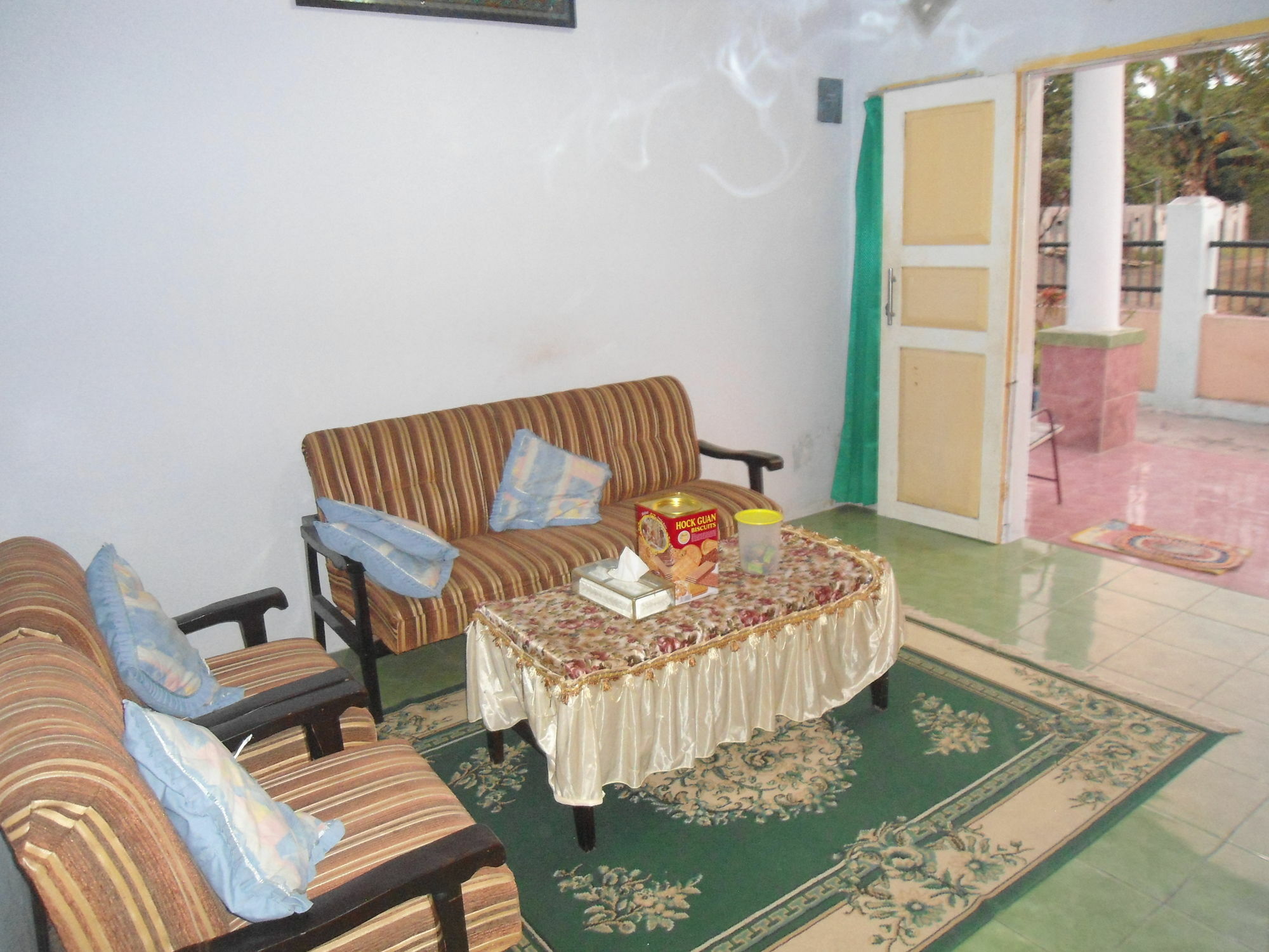 Osingvacation Bed and Breakfast Tamansuruh Eksteriør billede